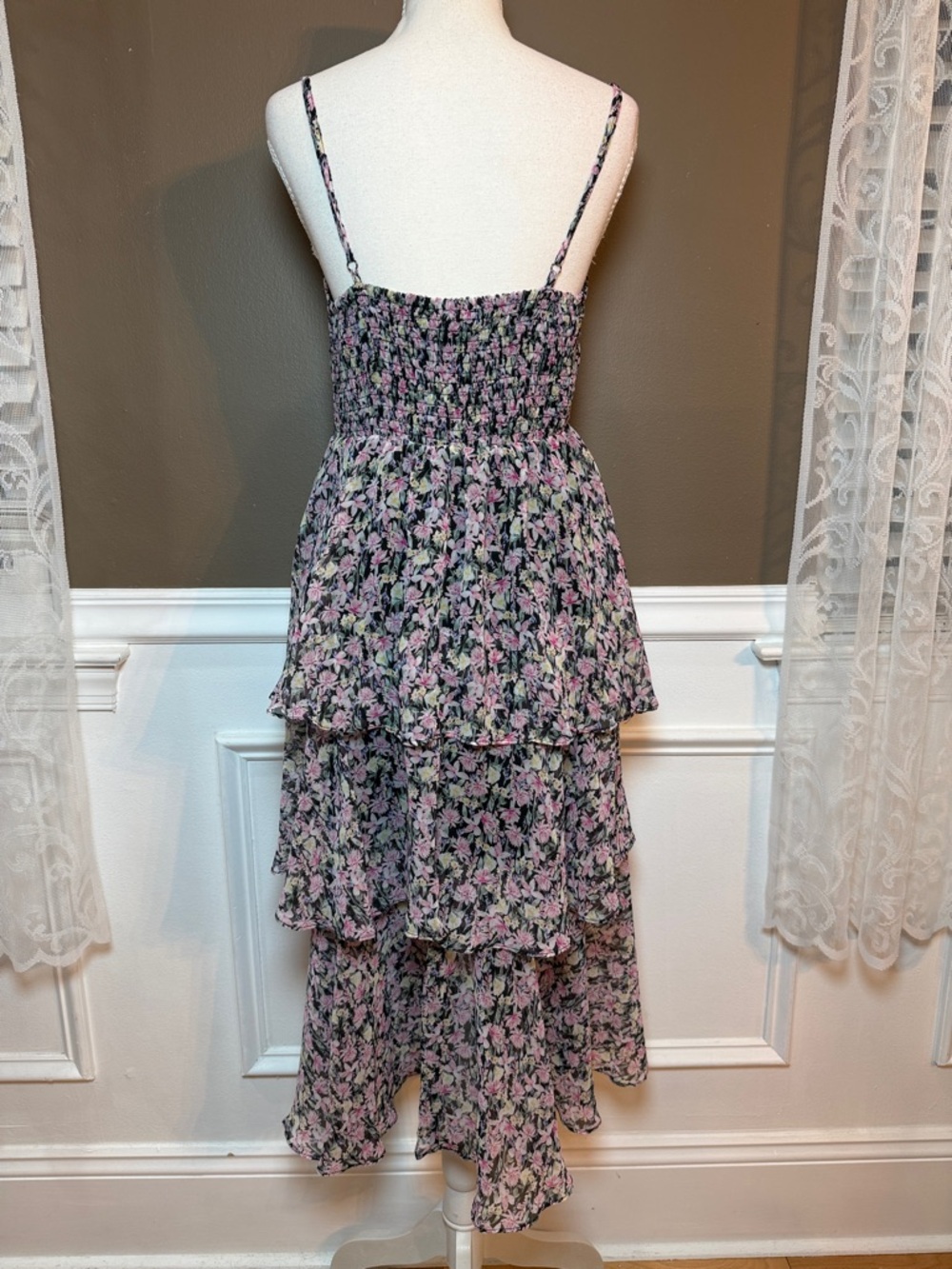 Allison New York Floral Tiered Ruffle Midi Dress Smocked Back S - Picture 3 of 9